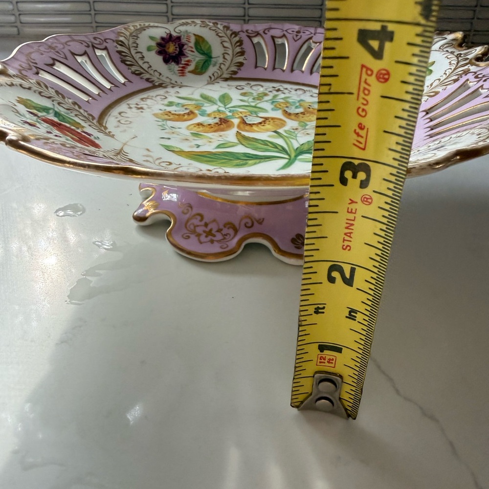 Floral antique Pierced Porcelain Decorative Plate with Gold Accents